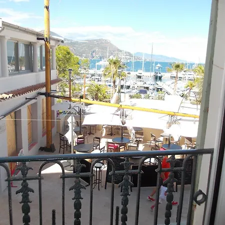 Hotel L'oursin 2*