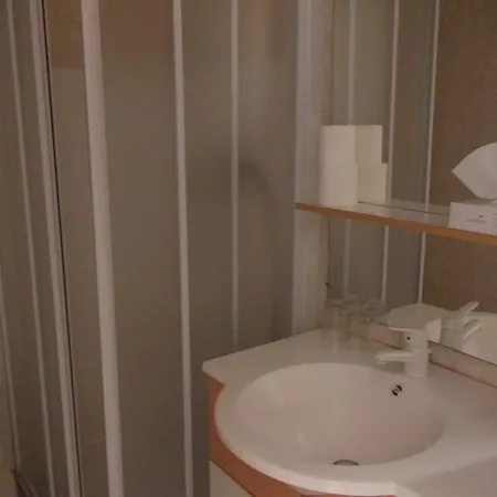 L'oursin Hotel 2*